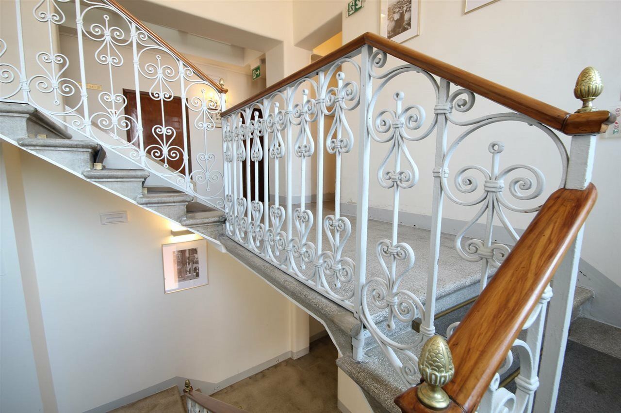 Hotel Gabrielli Venezia - Starhotels Collezione Eksteriør bilde A handrail